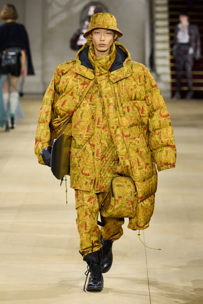 00006 andreas kronthaler for vivienne westwood fall 0006 ready to wear credit gorunway 2